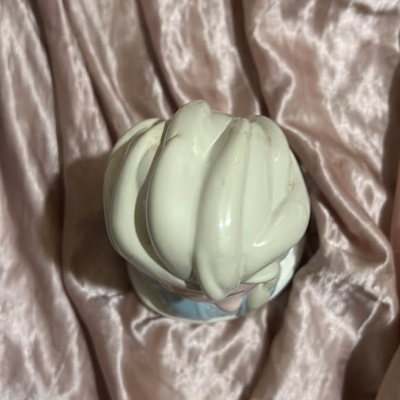 Frozen Princess Elsa Ceramic Bank - Picture 7 of 8